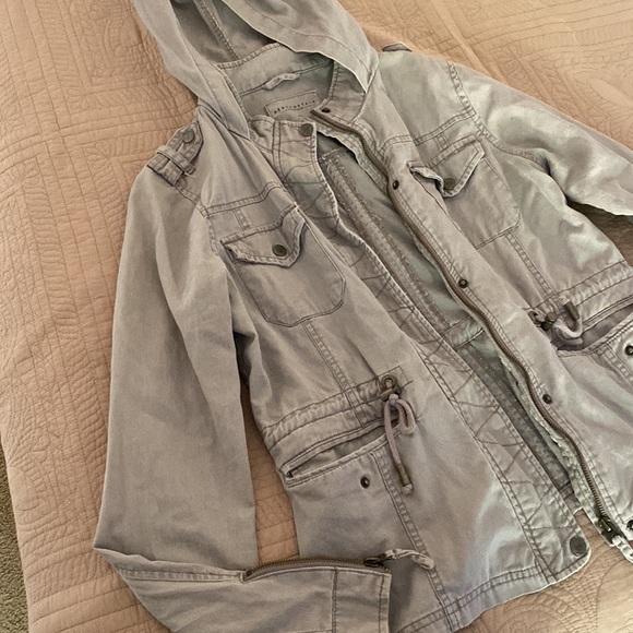 Jacket - Picture 2 of 5